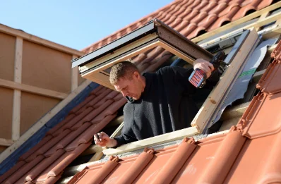 Pose de fenêtres de toit Velux à Padern